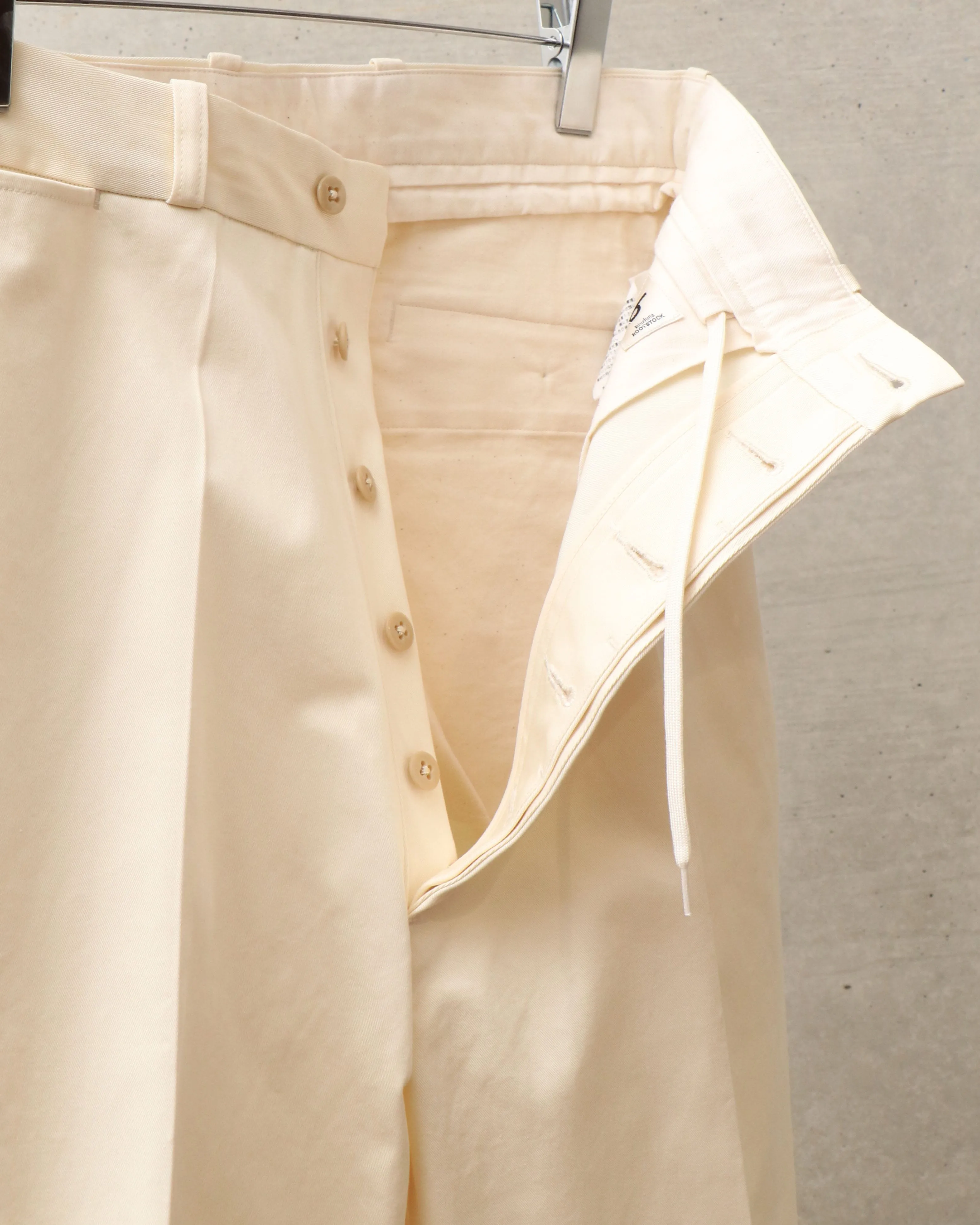 2046D Chino Pants