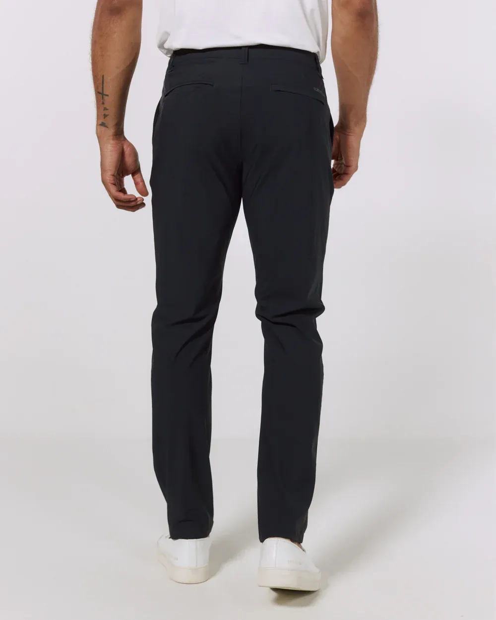 7 Diamonds: Zuma Chino Pant