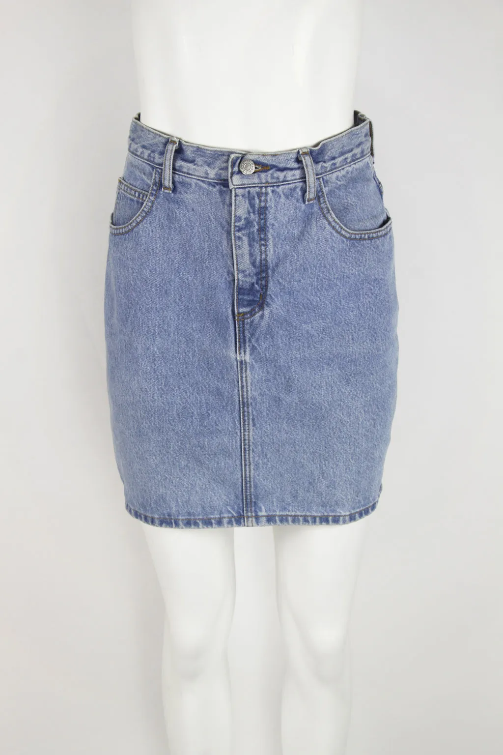 90s denim Guess skirt made in the USA - M