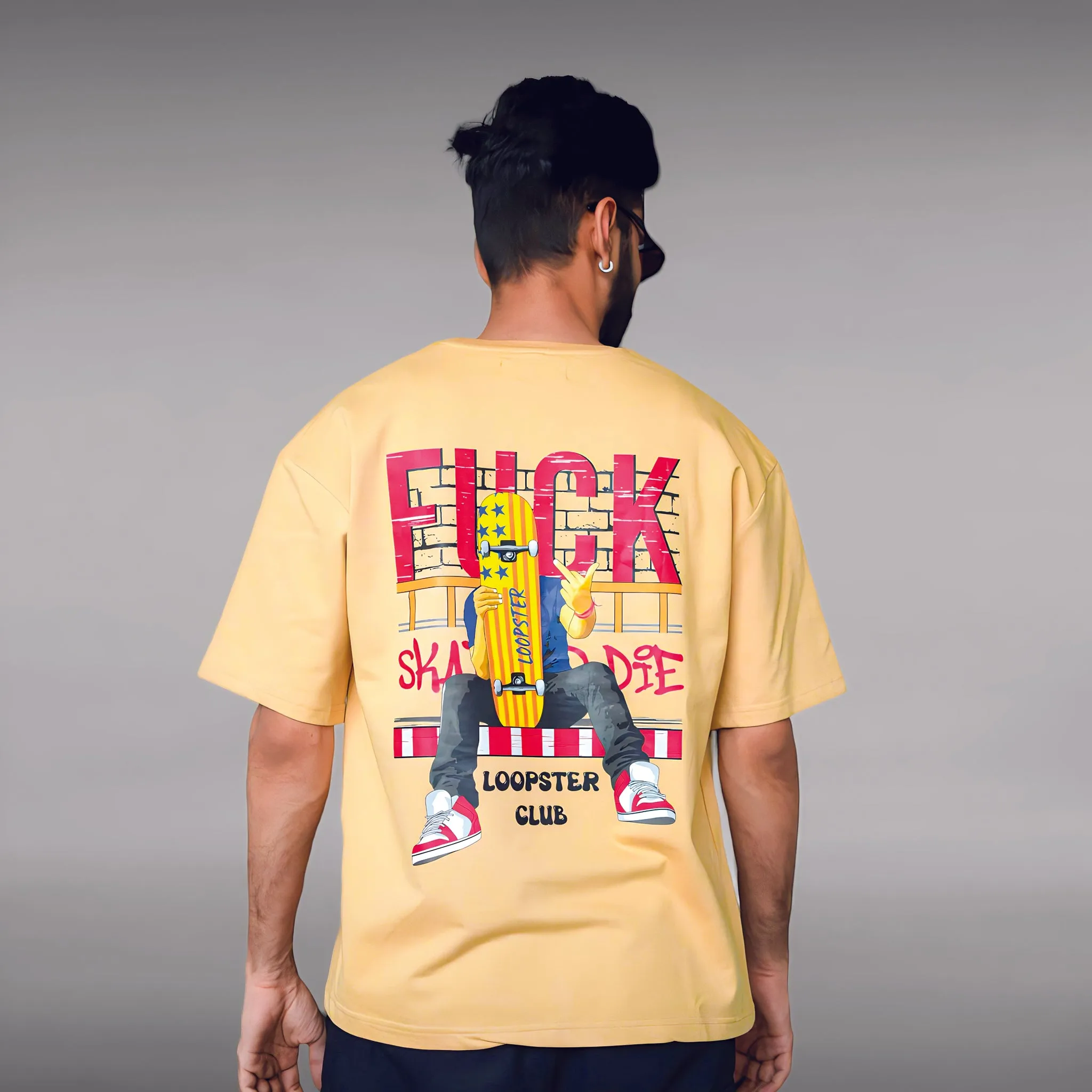 Beige Premium Relaxed Fit T-shirt with skate graphic (230 GSM)