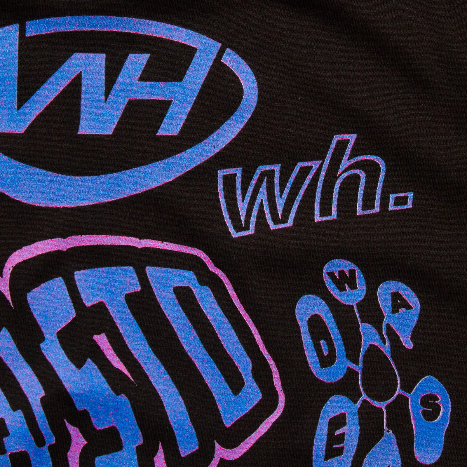 Liquid Logo Back Print - Tshirt - Black