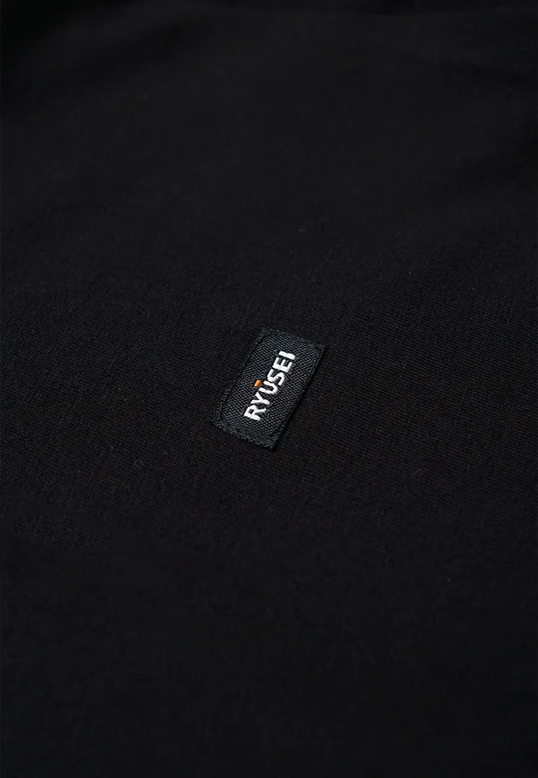 Ryusei Kaos Pria Defeat Black