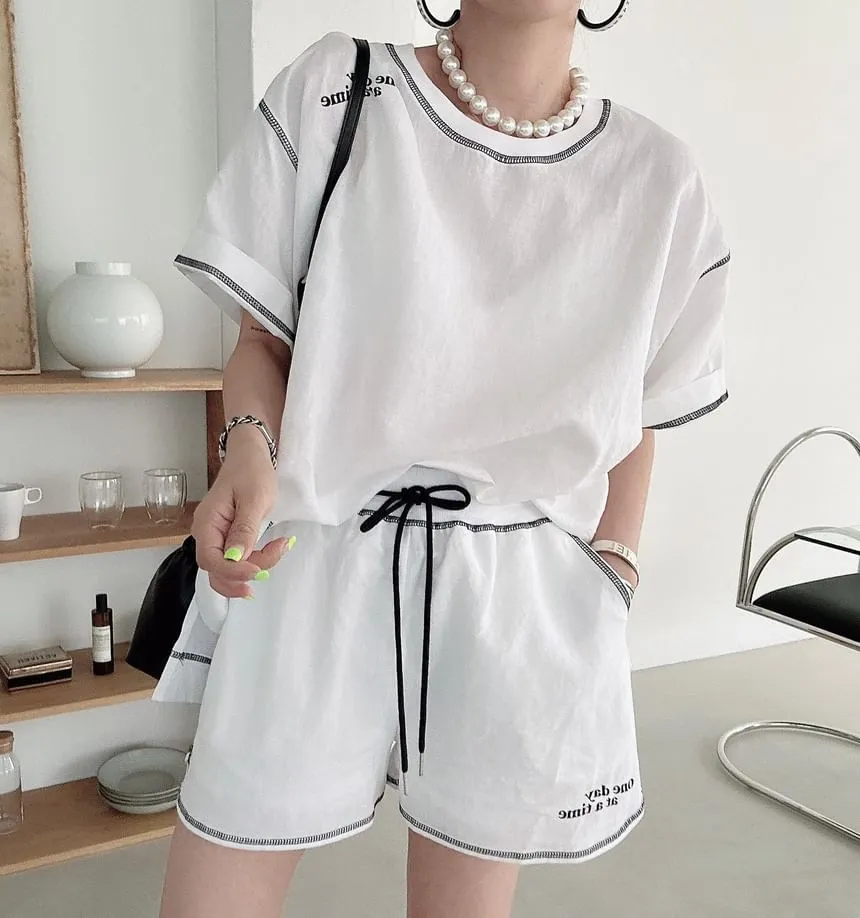 Set: Elbow-Sleeve Crewneck Plain T-Shirt   Shorts