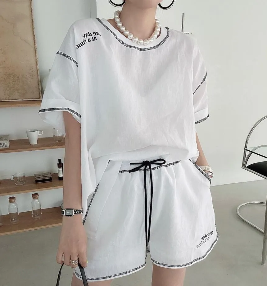 Set: Elbow-Sleeve Crewneck Plain T-Shirt   Shorts