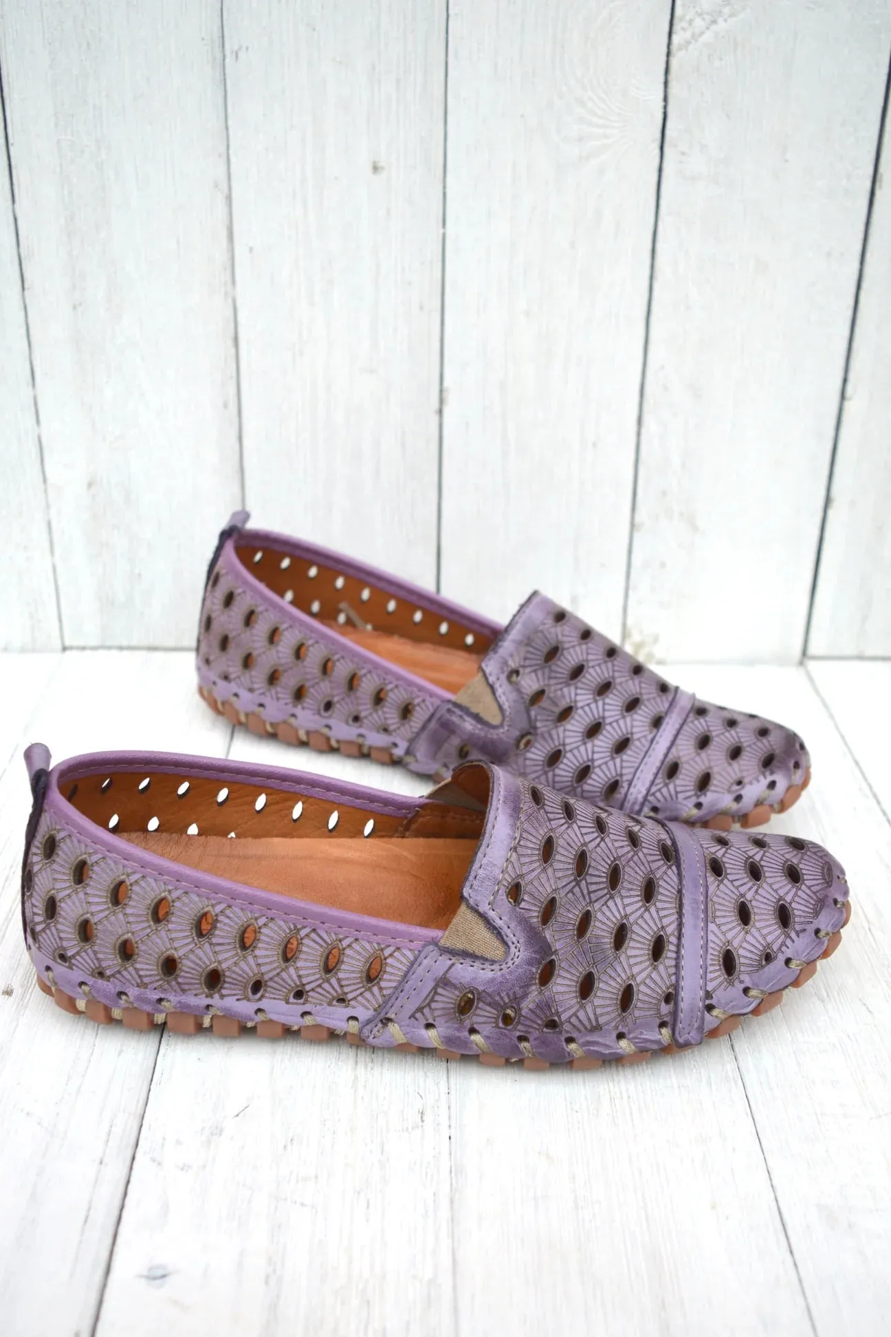 Volks Walkers Women's 1179 Lavender